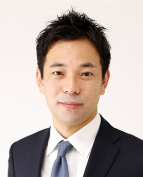 横藤田 憲一